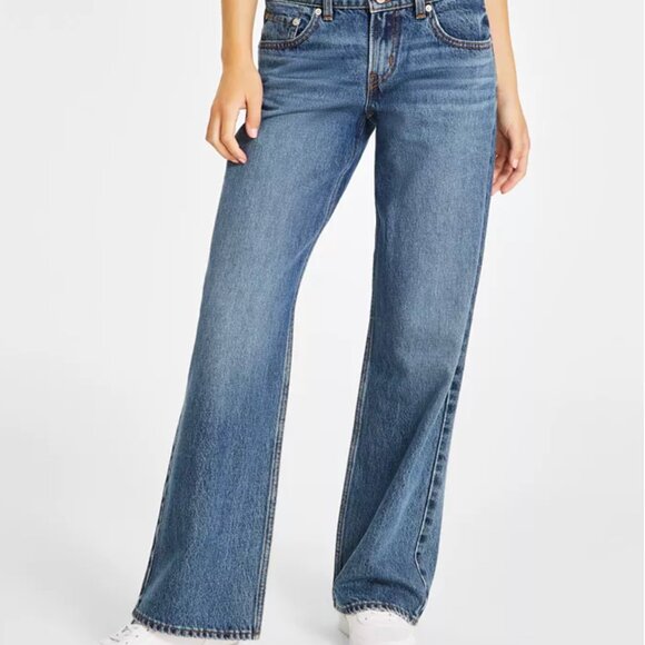 Levi's Women's Super-Low Double-Button Relaxed-Fit Denim Jean. Size 24 - Picture 1 of 10